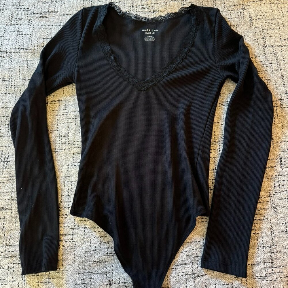 American Eagle Black V-Neck Bodysuit - Size S
